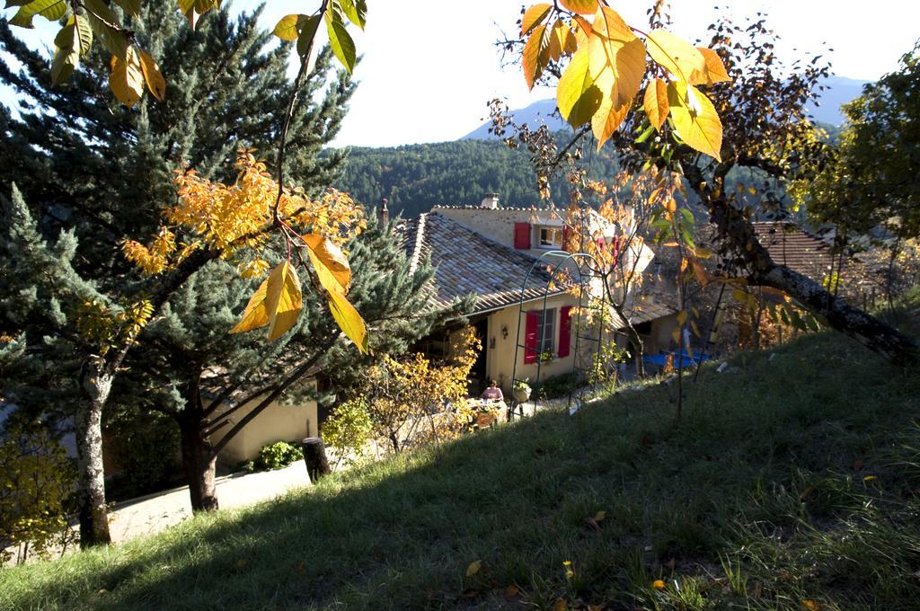 Bed and Breakfast La Grange d'Agnès à Montmaur-en-Diois Extérieur photo